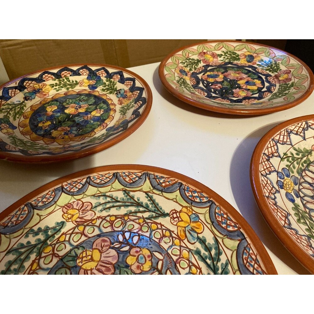Round Decorative Portuguese Hand Painted Pottery 9.5" Plates x 4 - NEW - Picture 5 of 5